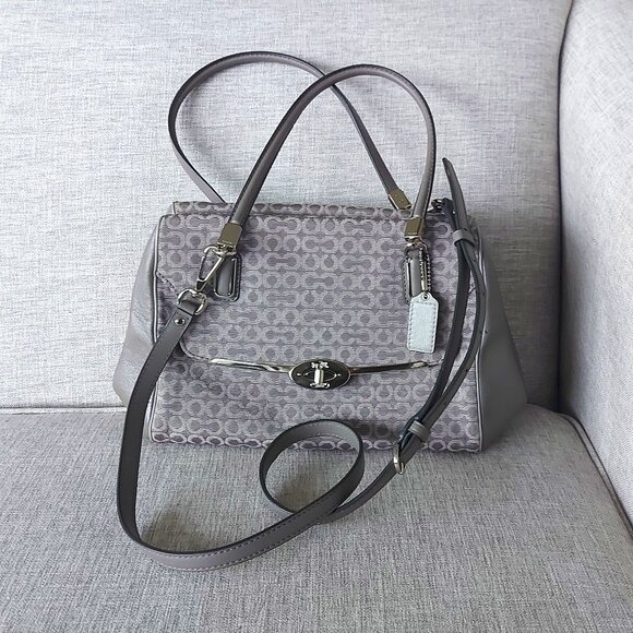 Coach Madison Needlepoint Op Art Shoulder/Crossbody Hand Bag - Picture 3 of 9